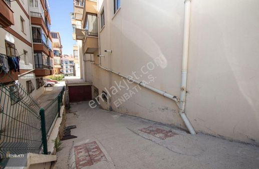 Hüseyin Gazi Merkez'de Oturuma Hazır Dublex Daire / Enbatı Aş