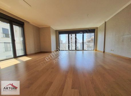 Caddebostan Bağdat'a Cok Yakın 120net Satılık Daire