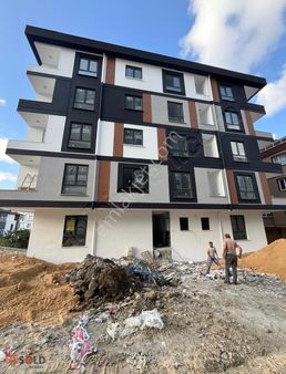 Resold Yalı'dan Gölevi Mahallesi Üniversite Mevki 1+1 Daire