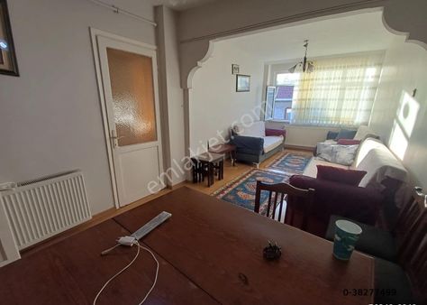 Fatih Hırka-i Şerif'de Melek Hoca Cad'de 2+1 90m² Satılık Daire Osmanlı Emlak