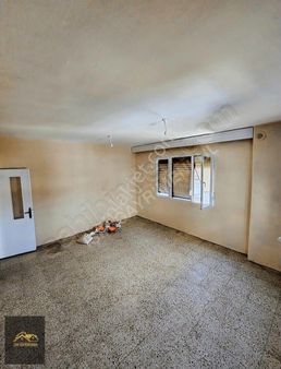 Işık Gayrimenkul'den Satılık Hürriyet Mh. 3+1 Arakat Daire