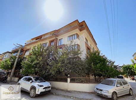 [eslider] Gökmeydan Mh.19 Mayıs Cd. Satılık Arakat 3+1