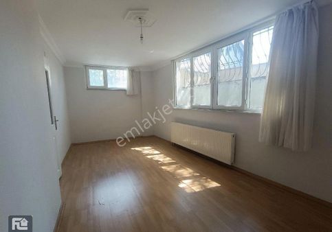 F-l Emlaktan Göztepe Metro Yürüme Mesafesinde 2+1