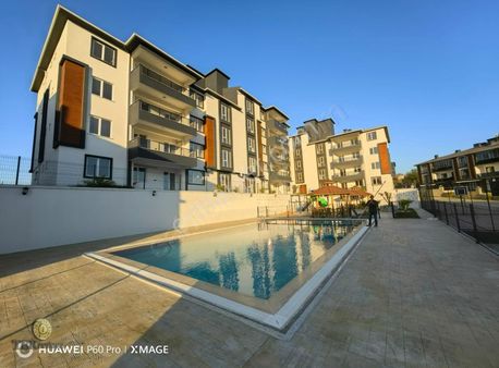 Rumeli Mahallesinde Havuzlu Site İçi 3+1 Ve 2+1 Lüx Dairelerimiz