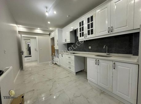 Hürriyet Mah.migros Yakını Sıfır Arakat 2+1 100m² Satılık Daire