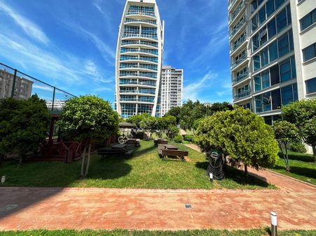 Dragos Dap Royal'de 2 Banyolu Gömme Dolaplı 13.kat Kiralık 3+1