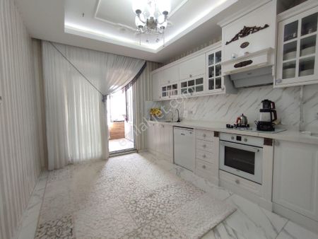 İbn-i Sina Satılık 2.5+1 Şehir Hastanesi Yürüme Mesafesinde