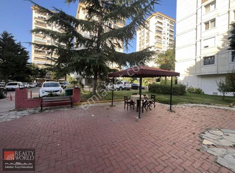 Kartal Yakutlar Sitesi Havuzlu Adalar Manzaralı Eşyalı 3+1