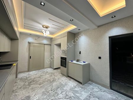 Yeşil Bahçe Gayrimenkulden 2 35 Te Satılık 4+1