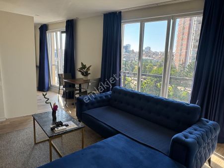 İstanbul Maltepe'de / Kapalı Otopark'lı / Klımalı 1+1 Suite Daire