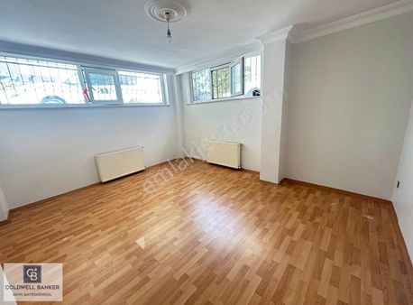 Sancaktepe Yenidoğanda Merkezi Konumda Satılık 2+1 İskanlı Daire