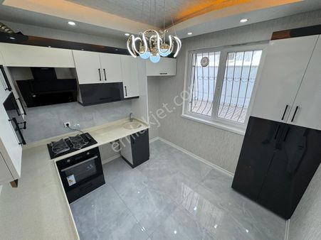 Karakaya Mahallesi'nde Lüx Full Yapılı Daire!