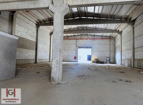 Busem Gıdacılar Sitesinde Satılık 1300 M² İşyeri & Dükkan