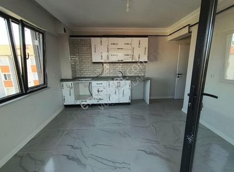 Vural Emlaktan Merkezde Kiralık 1+1 Ferah Daire