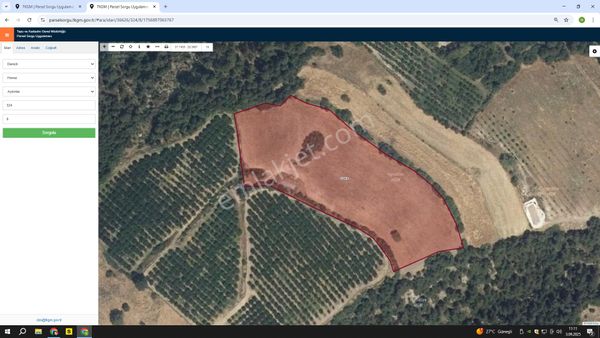 13.621 M2 İki Tarafı Orman Köye Çok Yakın Baraja 1 Km Tahmini Düz Arazi Görmeden Karar Verme