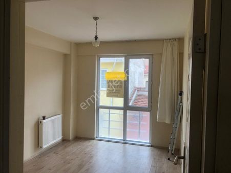 Eczacılık Fakultesı Yakını Kulturler Sokak Satılık1+1 Apart