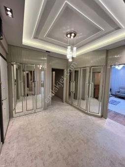 Fıstıklık 3,5+1 Lüks Daire