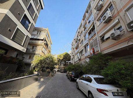 Donanmacı Mah.çamlık Sok.sahil Yakını Tadilatlı Kiralık 3+1