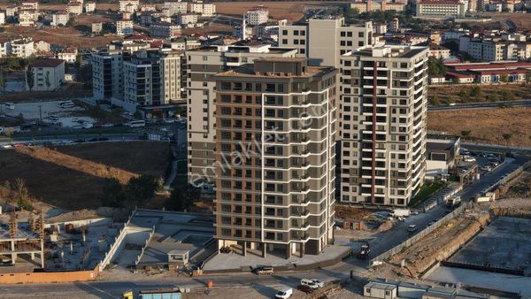 Çerkezköy Merkez Kipa Avm Bölgesi Site İçi 2+1 Satılık Daireler