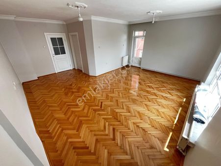 Aşağı Eğlence Göbek Paraleli 3+1 Orta Kat Ön Cephe Emsalsiz !!!!