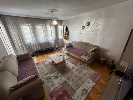 Osmanlı Mahallesi'nde 3+1 Mükemmel Konumda Katta Dubleks