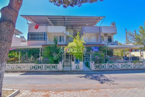 Kuşadası Kadıkalesi Mahallesi Denize Yakın Satılık Yazlık