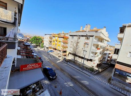 Etimesgut 30 Ağustos Mah. Ön Cephe Ara Katta 3+1daire