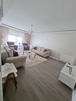 Ağabey Gayrimenkul Den Yeni Mahallede Mahallesinde Satılık Daire