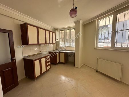 Amazon'dan Sosyete Pazarı Civarı 1+1 Satılık Daire!!!