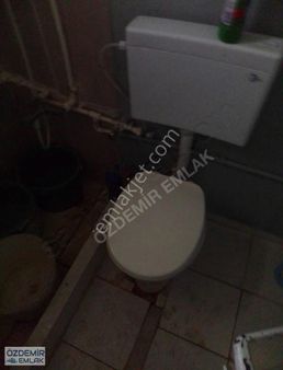 Özdemir Emlaktan Satılık İçerisinde Ev Olan 270 M2 Bahçe