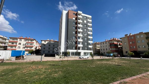 Mithatpaşa Mahallesi Satılık 3+1 Kombili Daireler