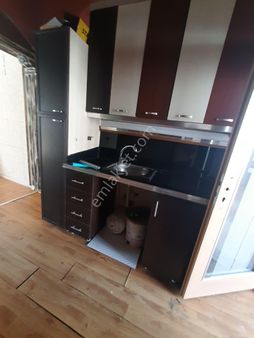 İzmir Karabağlar Ali Fuat Cebesoy Mah. Acil 1+1 Daire Kiralık 13.000tl