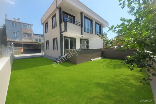 Marmara Ereğlisinde 3+1 Denize Yakın Satılık Villa