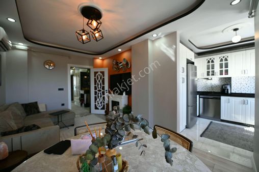 Akçay İkizçay'da Ultra Lüx Sıfır Gibi Ön Köşe Arakat Fırsat 2+1