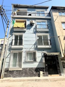 Buca Yeşilbağlar Mah/de Satılık 4 Katlı Doğazlı Bakımlı Daire