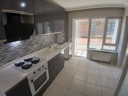 Keçiören Kuşcağız'da Cadde Üzerinde 4+1 Yapılı Daire!