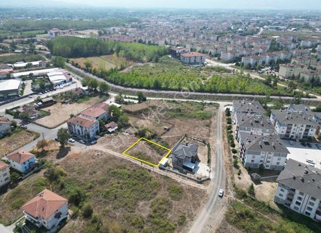 Beyciler Mahallesi'nde 446 M2 Satılık Arsa