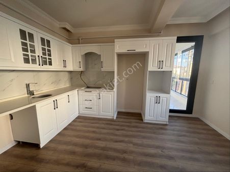 Ulucami Mh. Otogar Yakını 120m2 3+1 Satılık Daire