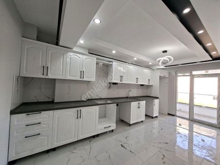 Recep Ümit Emlak'tan Şarhöyük Mahallesi Hatboyu Yanında Satılık [sıfır] 3+1 Lux Daireler.