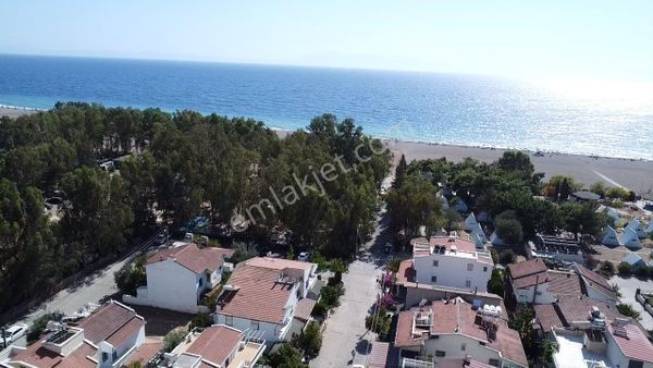 Özdere Ortamahallede 4+1 Bahçeli Villa,denize İlk Parsel