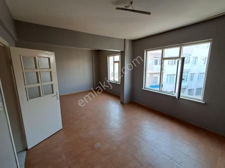 Tekirdağ Süleymanpaşa Ortacami Mah. Valilik Mevkii 2+1 Kiralık Daire