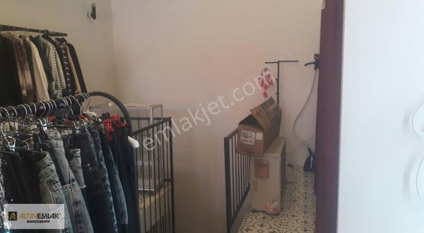 Bahçeşehir Bahçekent Devren Kiralık Butik Kadın Giyim Mağazası