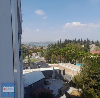 Güzelyalı Uğurmumcuda 4+1 Açık Mutfak Kiralık Daire