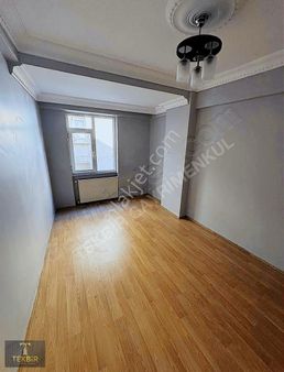 Tekbirden Turgutreis Mahallesinde 2+1 1.kat Merkez Boş Daire