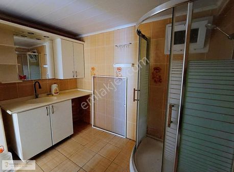 Torbalı Ertuğrul Mh.bulvarda Satılık 3+1 180 M² Daire