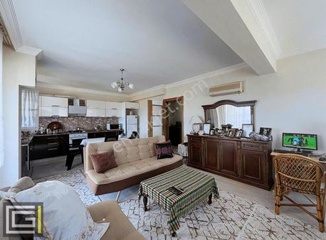 Seydikemer Merkezde Ara Kat 2+1 Önü Açık Birinsi Sınıf Daire