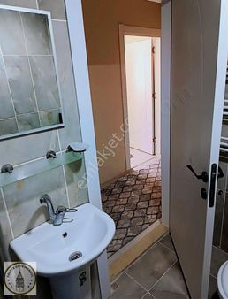 Bitlis Tatvan Benekli Karşıyaka Mah De 1+1 Eşyali Kiralik Daire