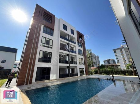 Özlücenin Harika Konumunda Satılık A Plus 2+1 Daire