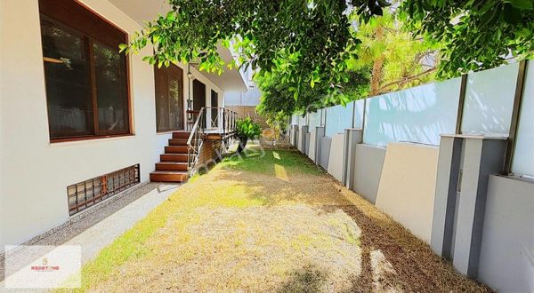 Barınaklar'da Satılık Müstakil Bahçeli Triblex Villa