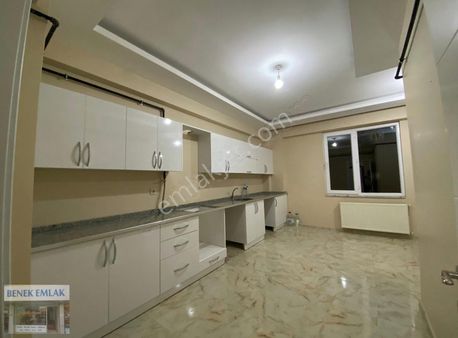 Benek Emlak Karaköprü Mesire 3+1 Kiralık Daire